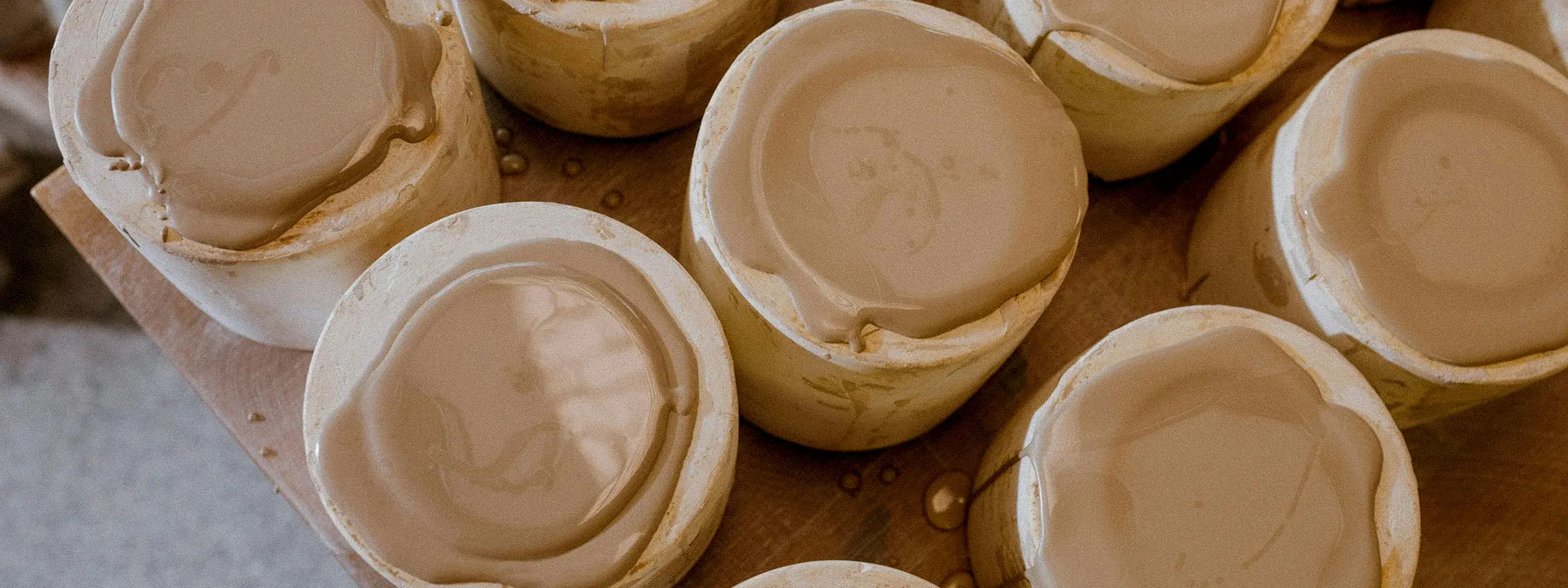 Stoneware & Porcelain Casting Slips