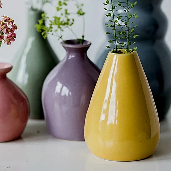 Botz Bright Yellow Stoneware Brush-on Glaze