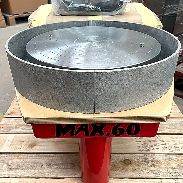 Roderveld Max 60 Red Pottery Wheel Refurbished