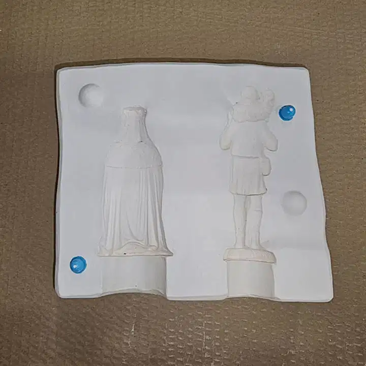 Potterycrafts Shepherd Boy & Third Wise Man Plaster Mould